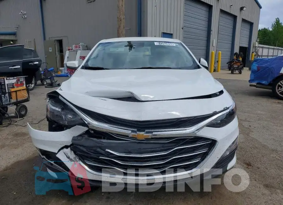 1G1ZD5ST3RF127246 Photo# 5