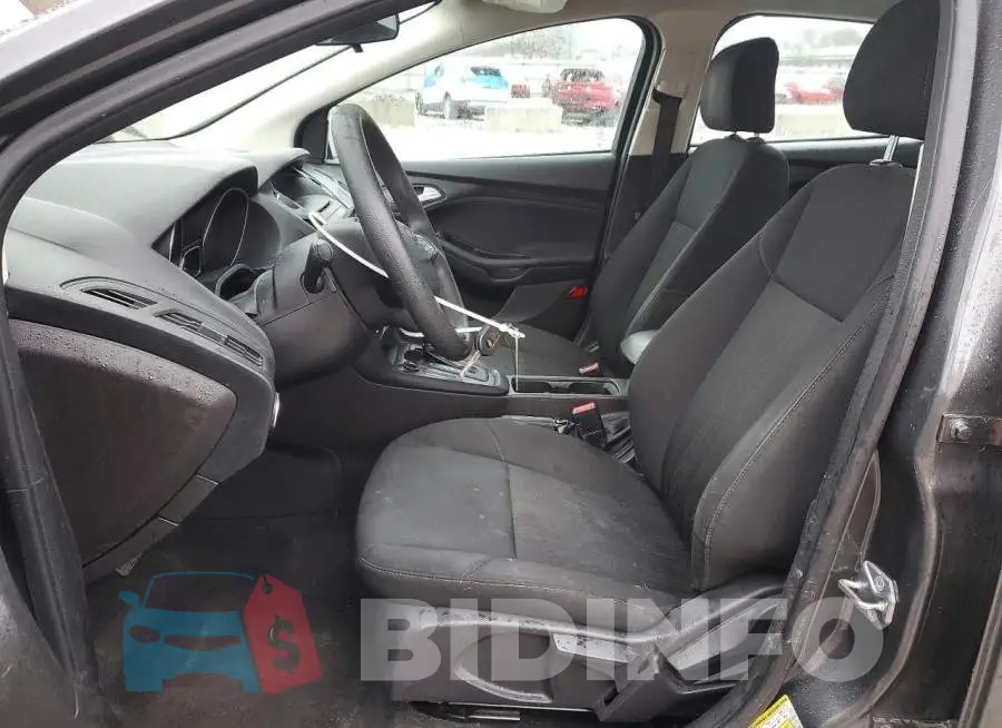 1FADP3F2XHL208460 Photo# 7