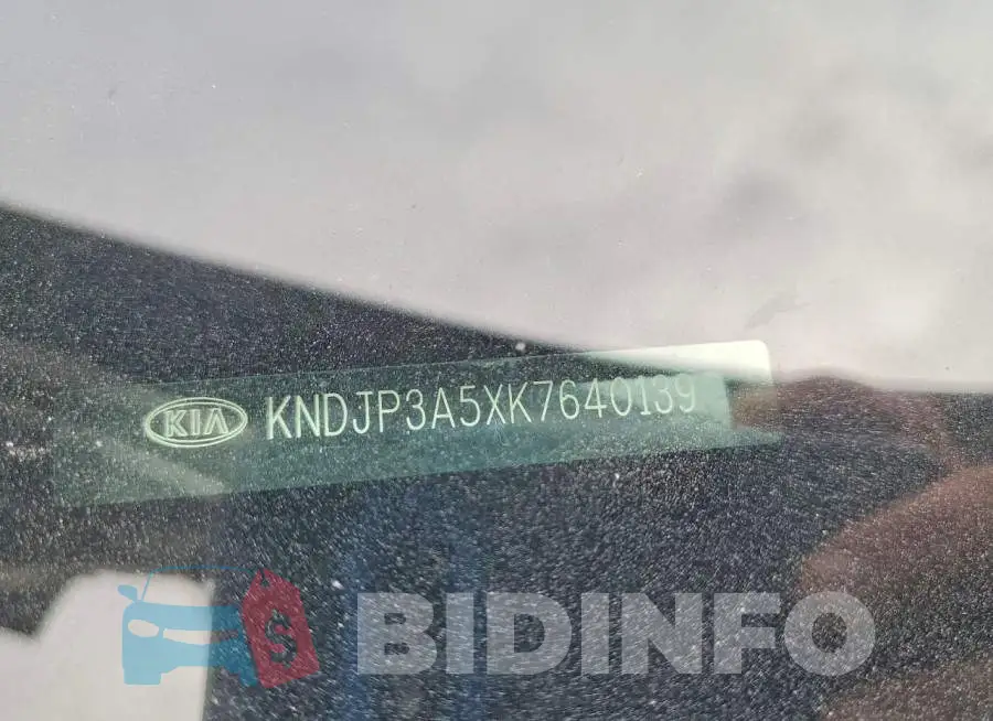 KNDJP3A5XK7640139 Photo# 13