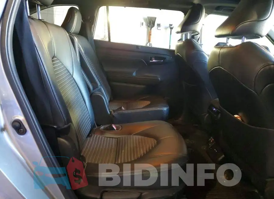 5TDJZRBH9MS103535 Photo# 11