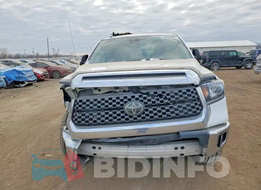 5TFDW5F13KX821777 Photo# 5