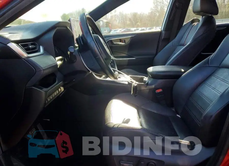 JTMFB3FV2MD039521 Photo# 7