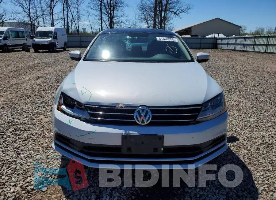 3VW2B7AJ4HM295452 Photo# 5