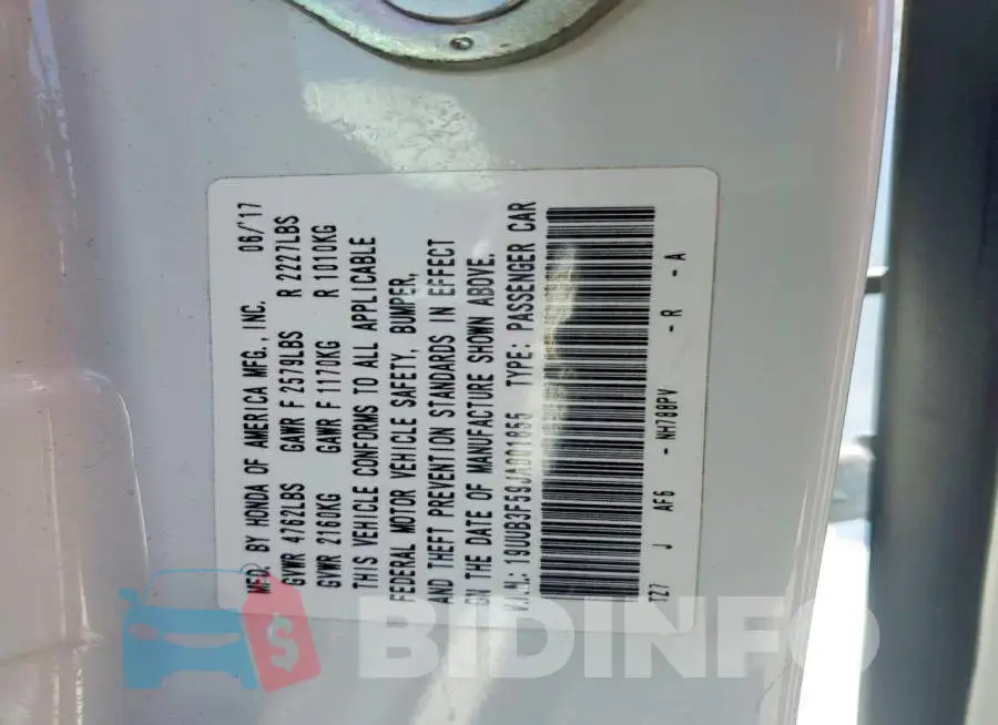 19UUB3F59JA001855 Photo# 13