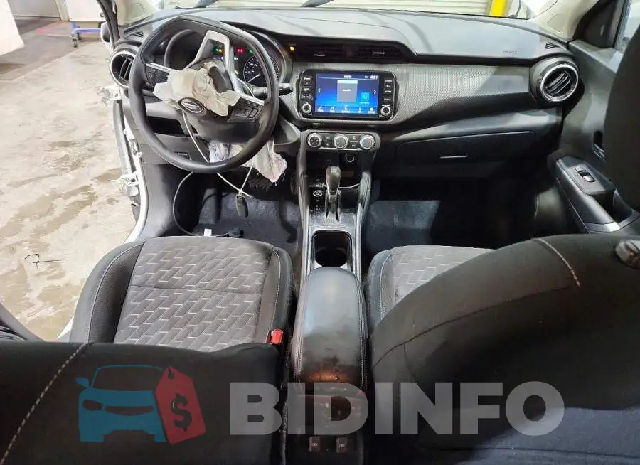 3N1CP5CV3RL558439 Photo# 8