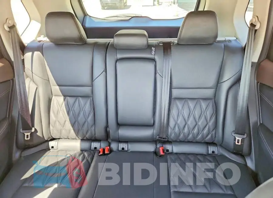 JN8BT3DD5NW278125 Photo# 10