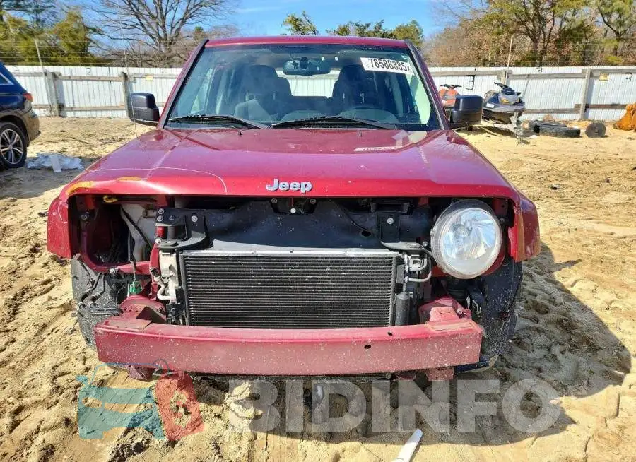 1C4NJPBB1HD166669 Photo# 5