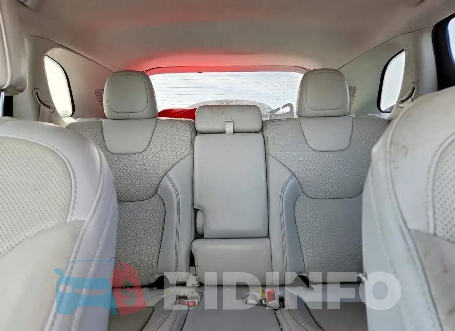 1C4PJLDB8LD599865 Photo# 10