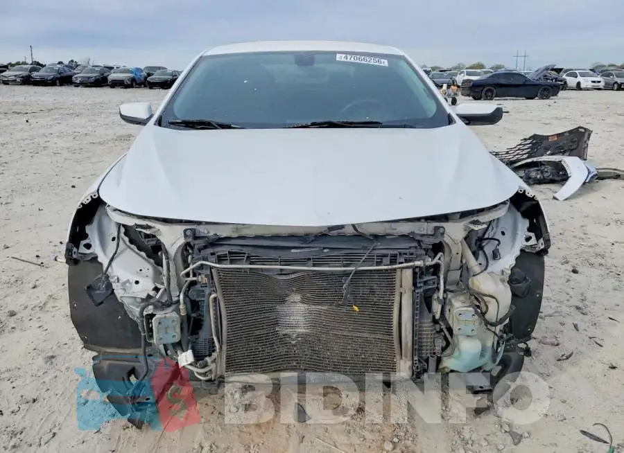 1G1ZD5ST1KF136016 Photo# 5