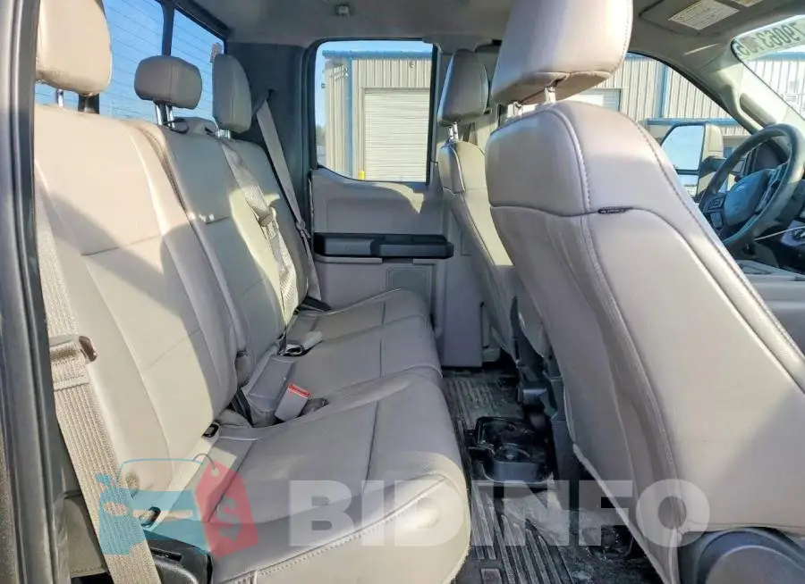 1FT7X2B65KEC72640 Photo# 10