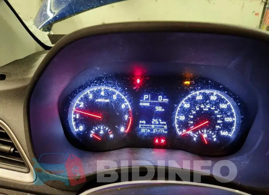 3KPC24A63NE173740 Photo# 9
