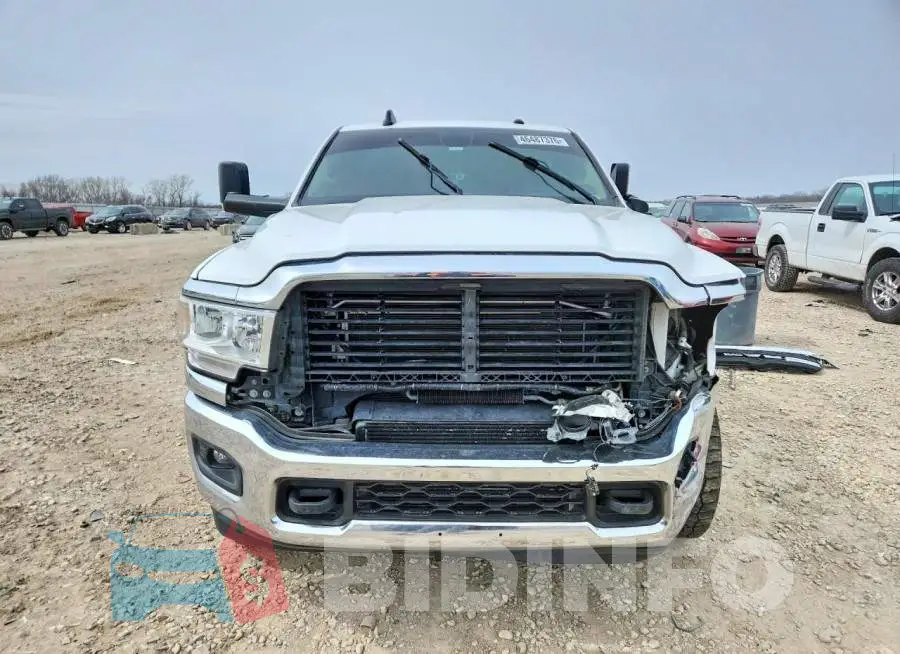 3C6UR5DL2LG160283 Photo# 5