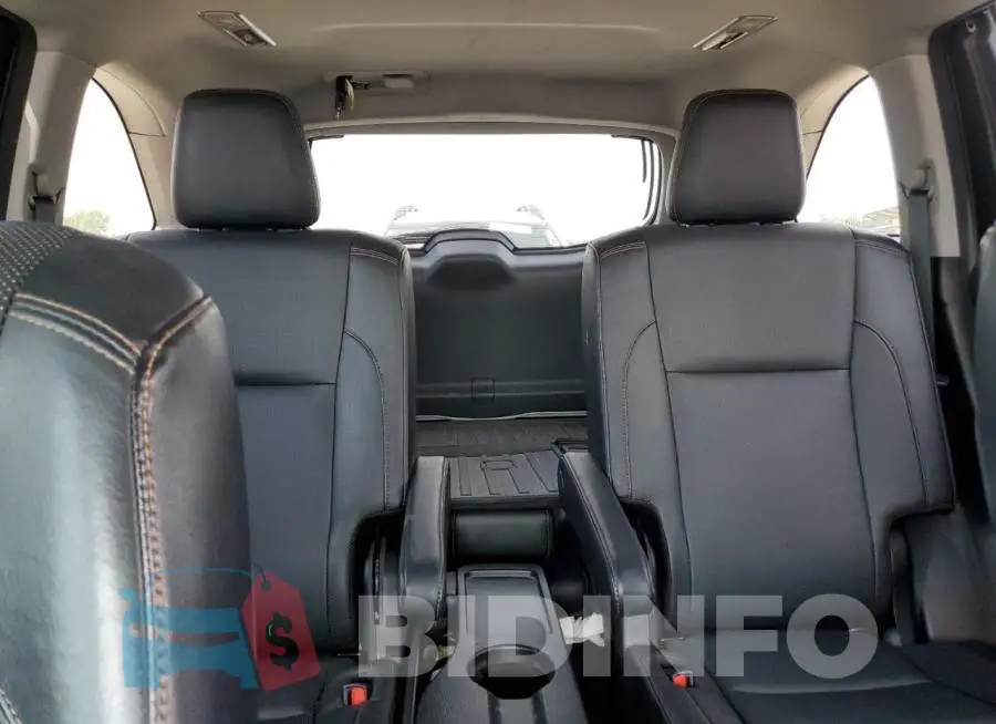 5TDDZRFH8JS857206 Photo# 10