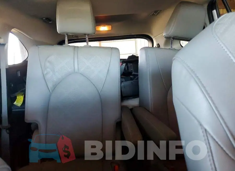 5TDEBRCH4RS607048 Photo# 10