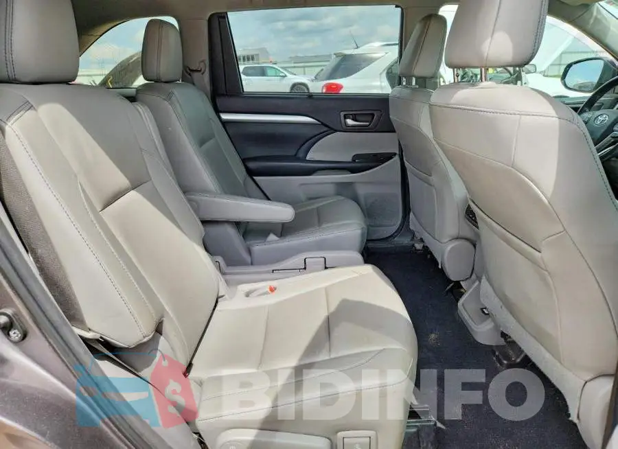 5TDJZRFH0JS861821 Photo# 11