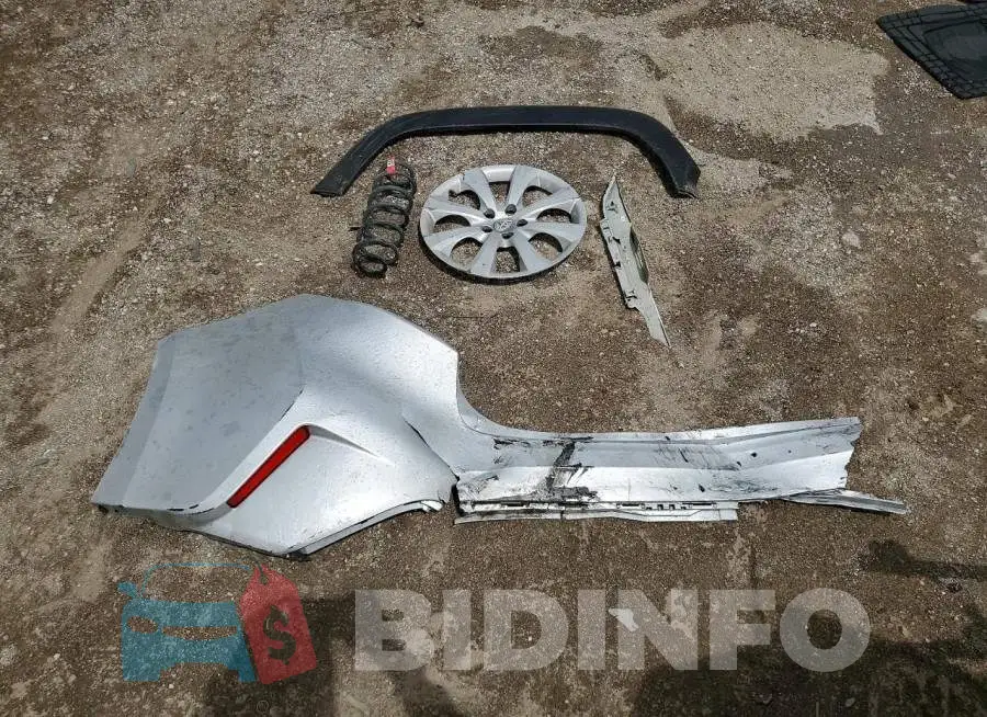 5YFB4MDE2PP013696 Photo# 12