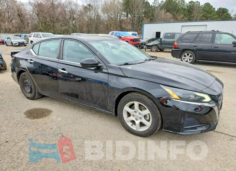 1N4BL4BV1PN352166 Photo# 4
