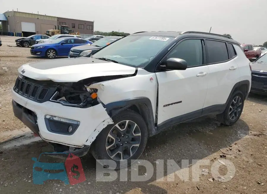 3C4NJDDB7LT232768 Photo# 1