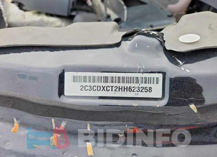 2C3CDXCT2HH623258 Photo# 12