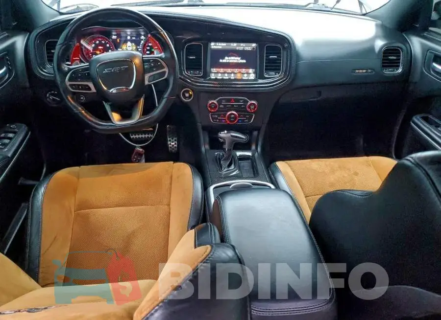 2C3CDXGJ2NH100939 Photo# 8