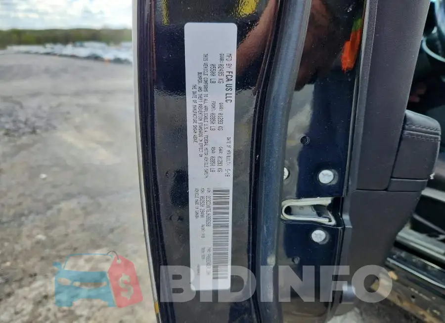 2C3CDXKT6JH266268 Photo# 12