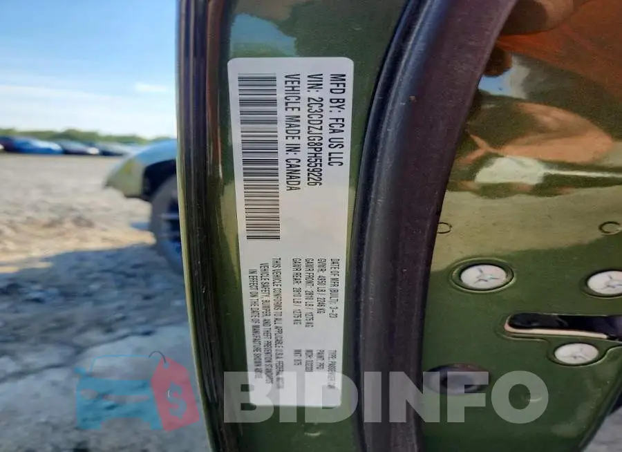 2C3CDZJG8PH559226 Photo# 12