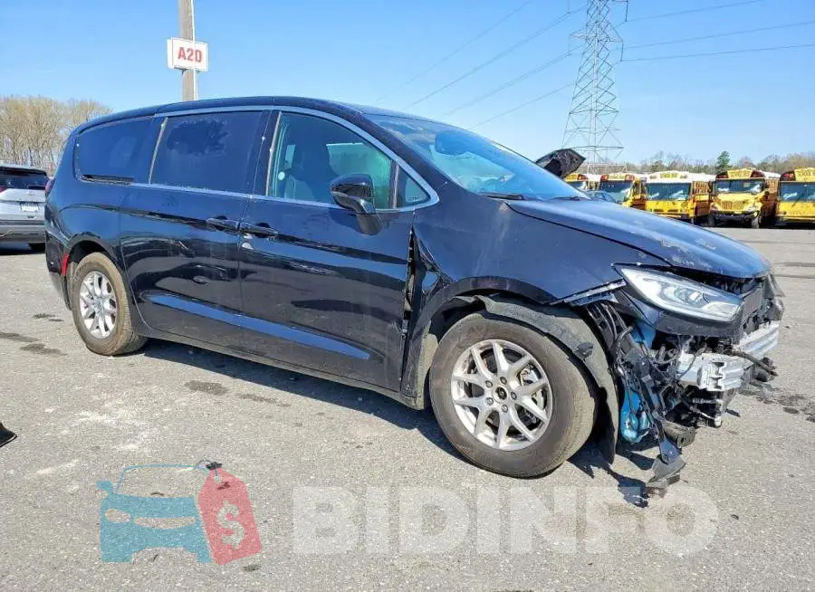 2C4RC1BG6SR523451 Photo# 4