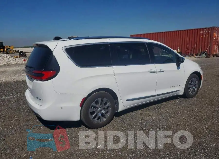 2C4RC1N75SR505454 Photo# 3