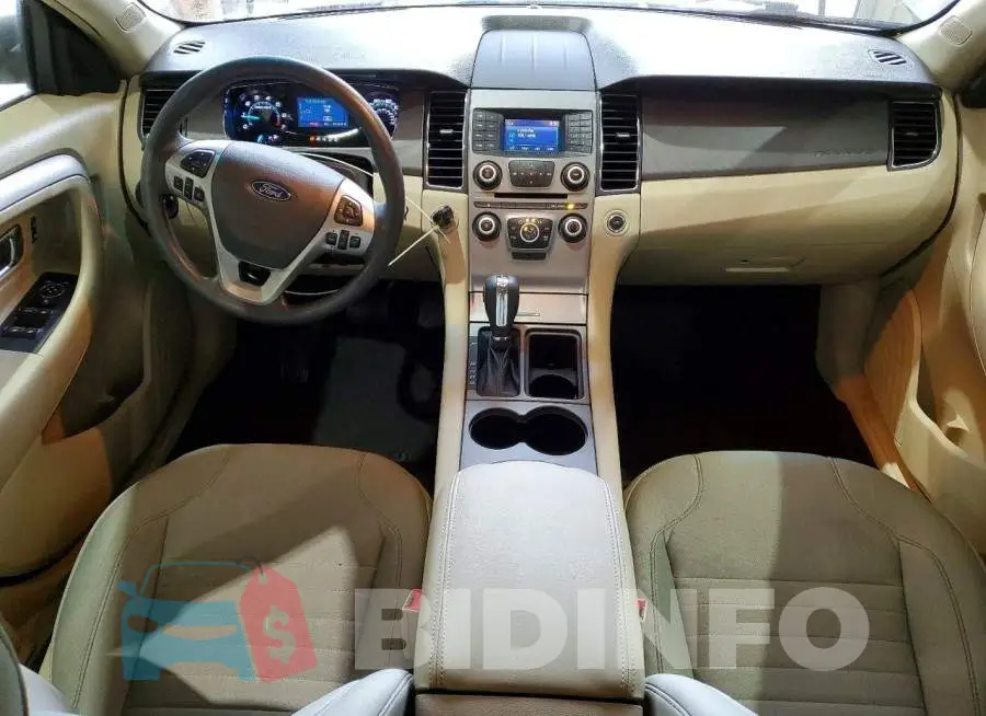 1FAHP2D89JG141268 Photo# 8