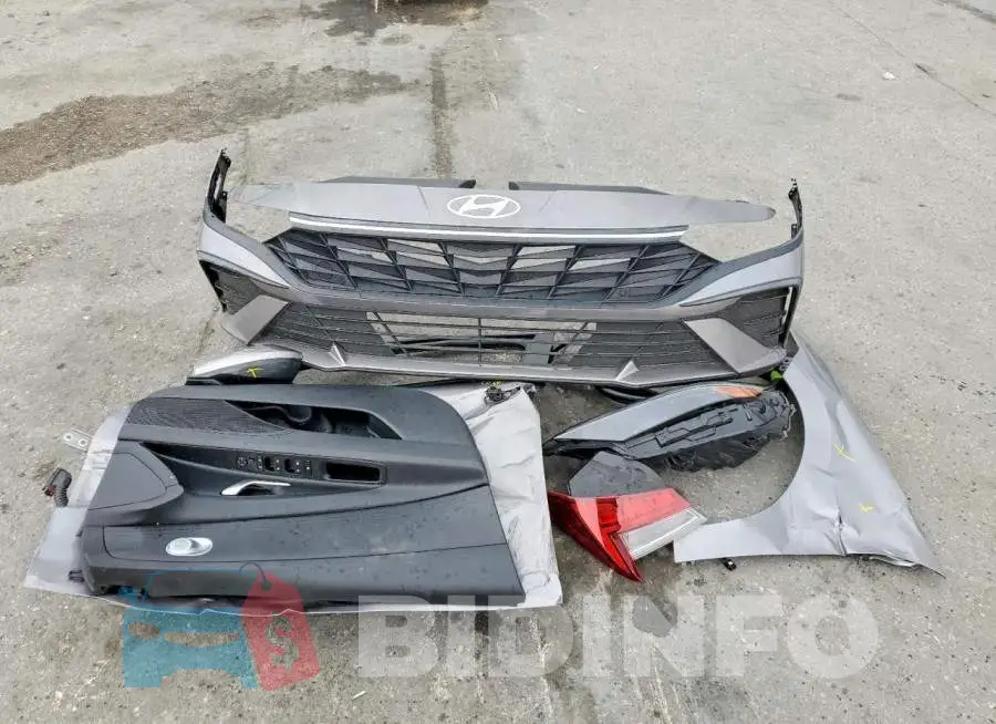 KMHLM4DJXRU118182 Photo# 12