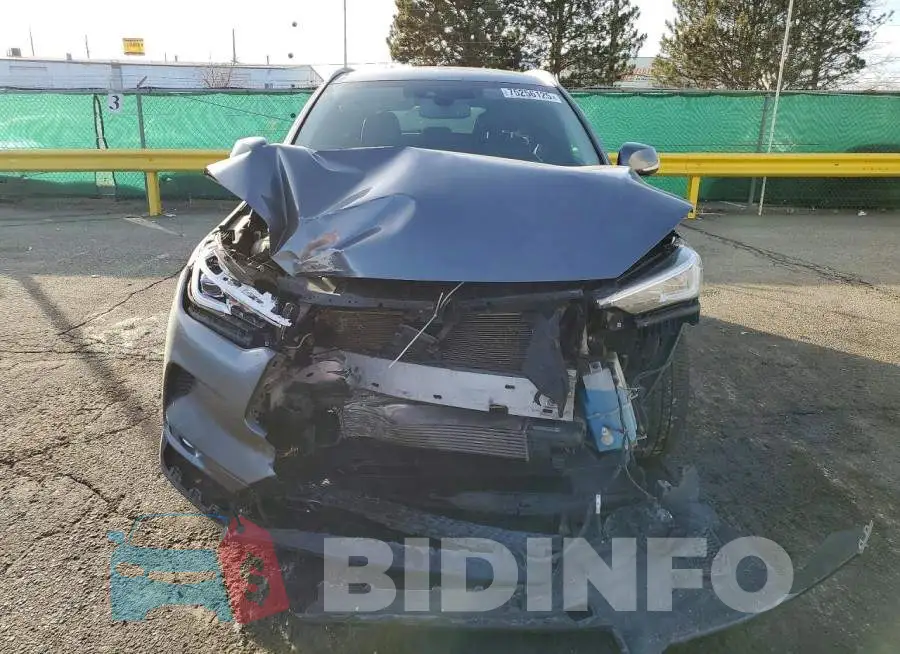 3PCAJ5CB3MF101147 Photo# 5