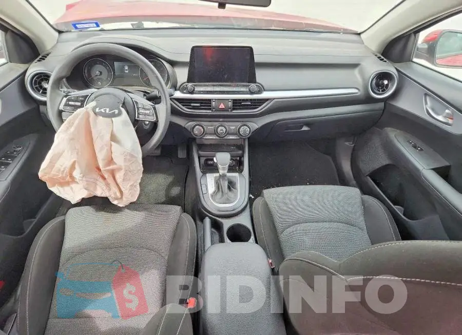 3KPF24AD5RE837232 Photo# 8