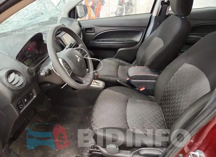 ML32AUHJ7MH008942 Photo# 7