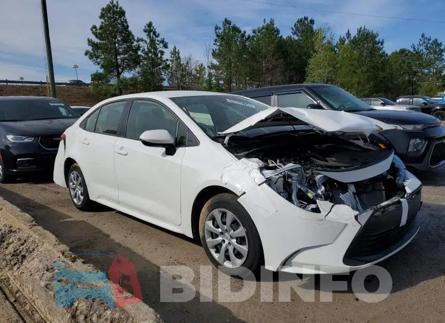 JTDBCMFE3S3090322 Photo# 4