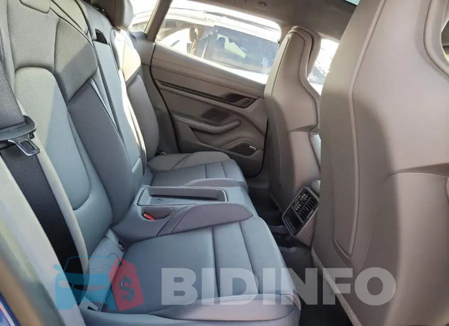 WP0CD2Y15PSA90273 Photo# 10