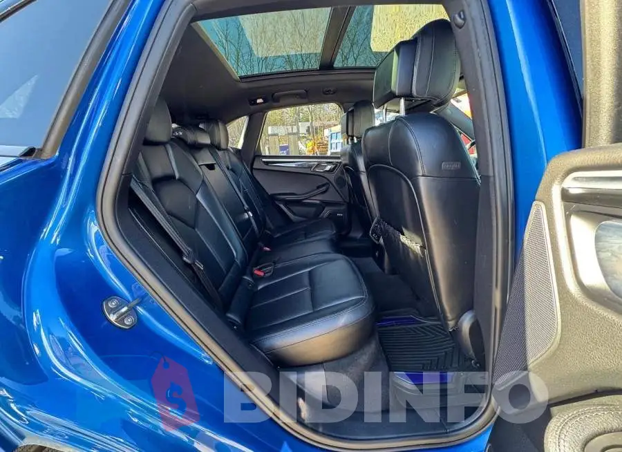 WP1AB2A50JLB34798 Photo# 6