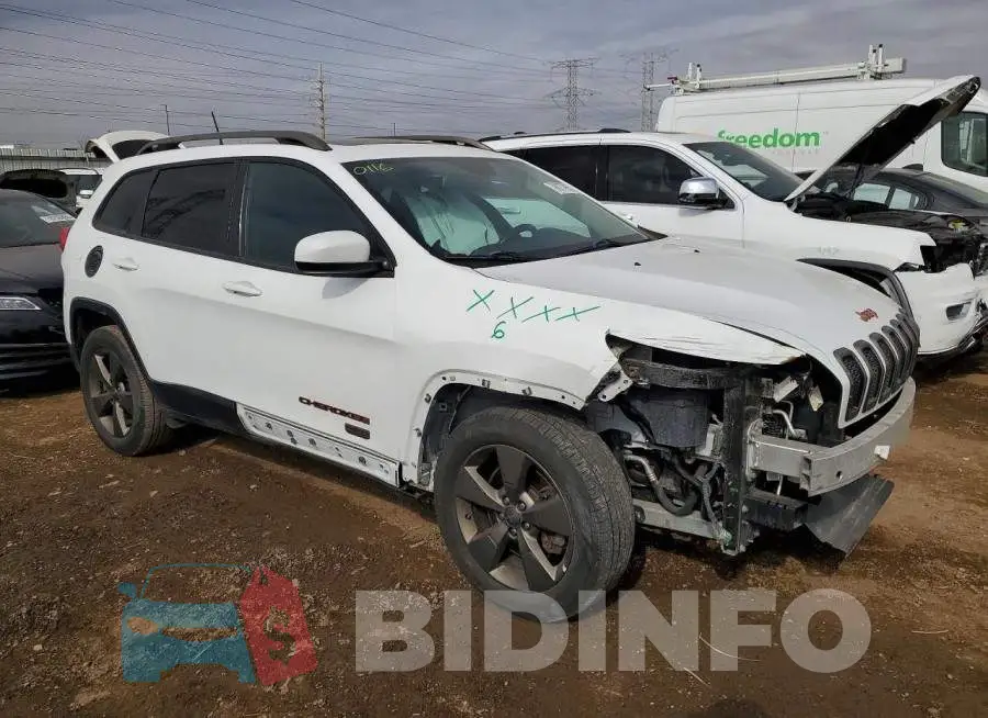 1C4PJMCB8HW557876 Photo# 4