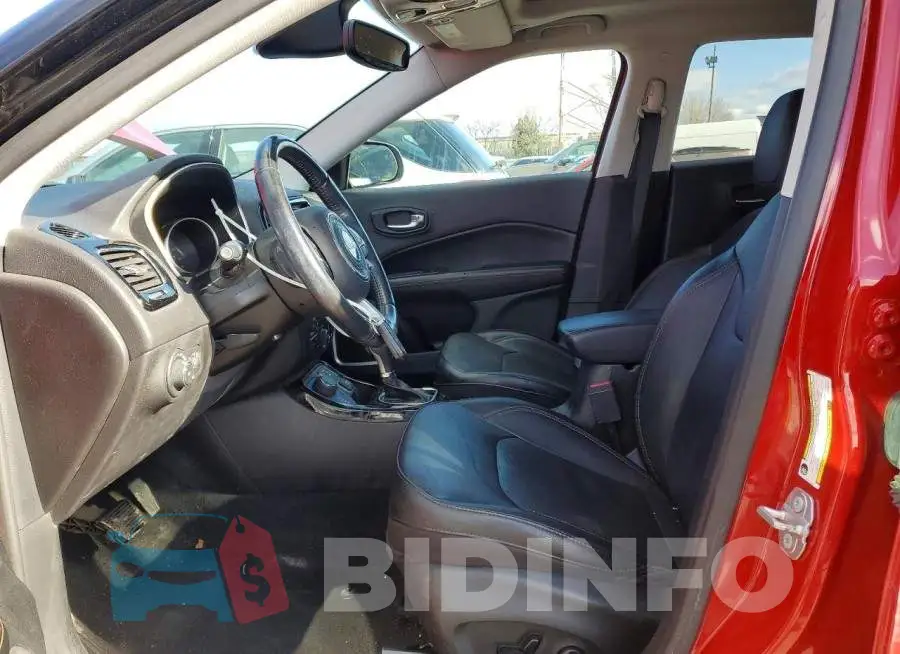 3C4NJDCB4LT168173 Photo# 7
