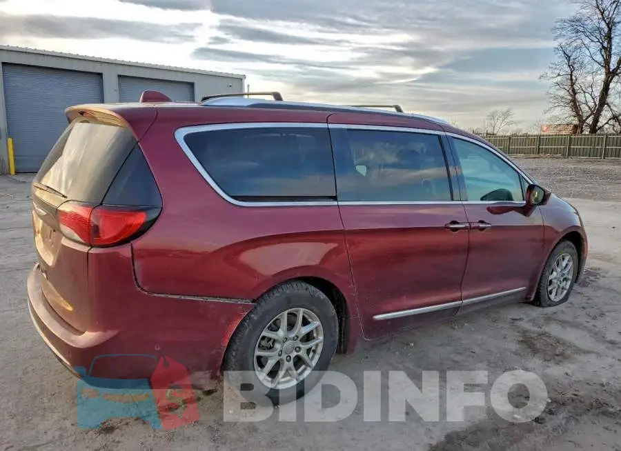 2C4RC1BG3LR240720 Photo# 3