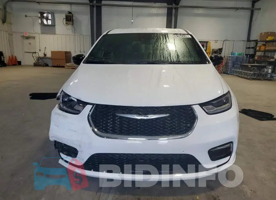 2C4RC1BG4SR614931 Photo# 5