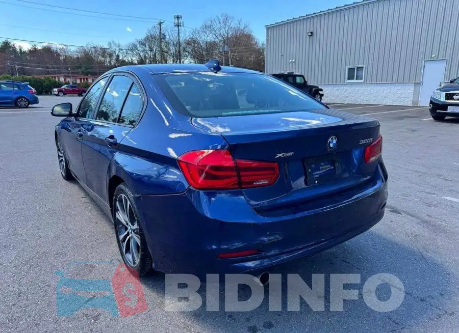 WBA8E5G54JNU47029 Photo# 2