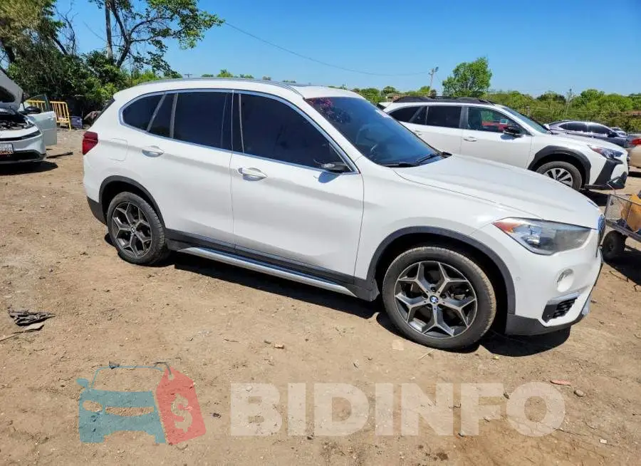 WBXHT3C3XJ5L30804 Photo# 4