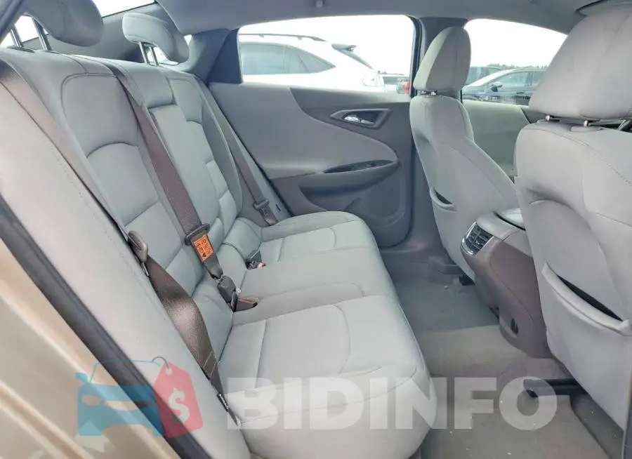 1G1ZD5ST4NF147869 Photo# 10