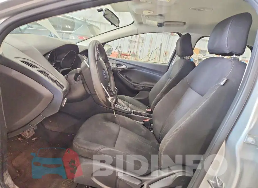 1FADP3F2XHL339419 Photo# 7