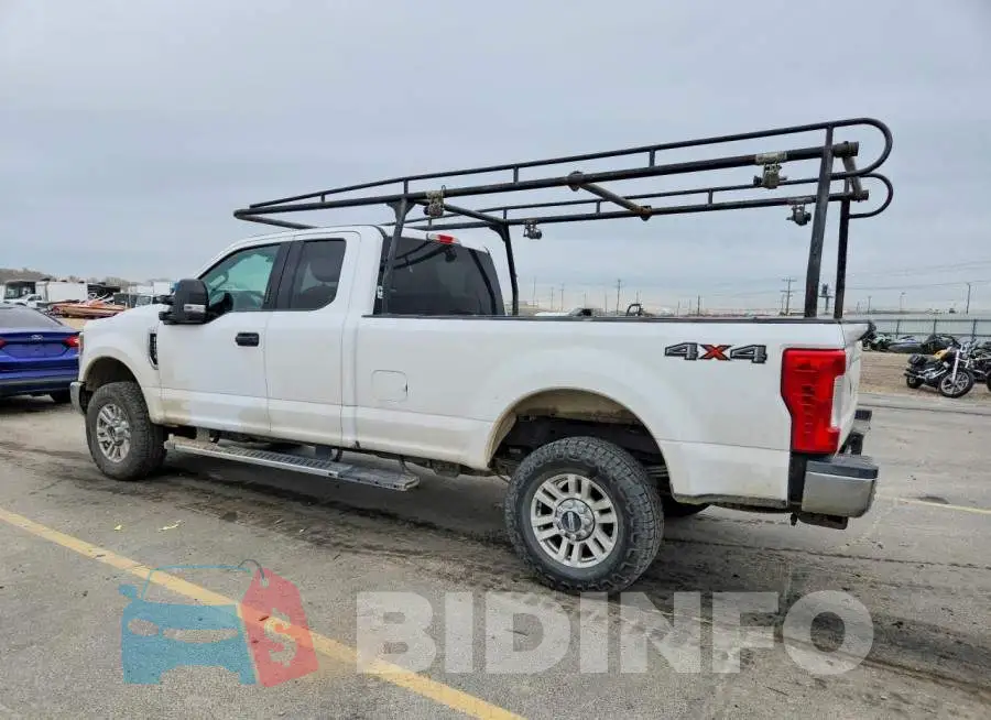 1FT7X2B60KED12879 Photo# 2