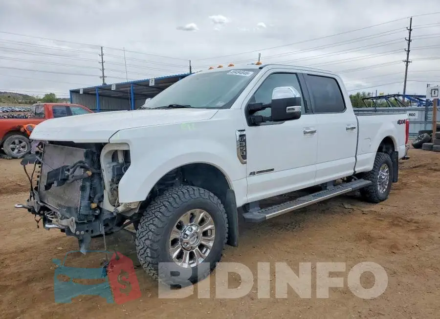 1FT8W3BT7JEB65722 Photo# 1
