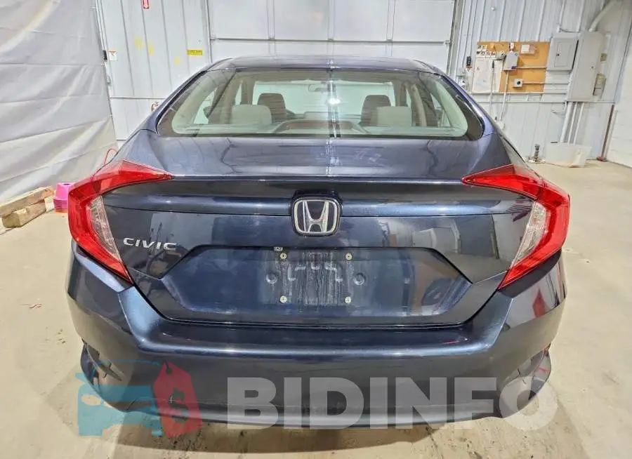 19XFC2F53HE011870 Photo# 6