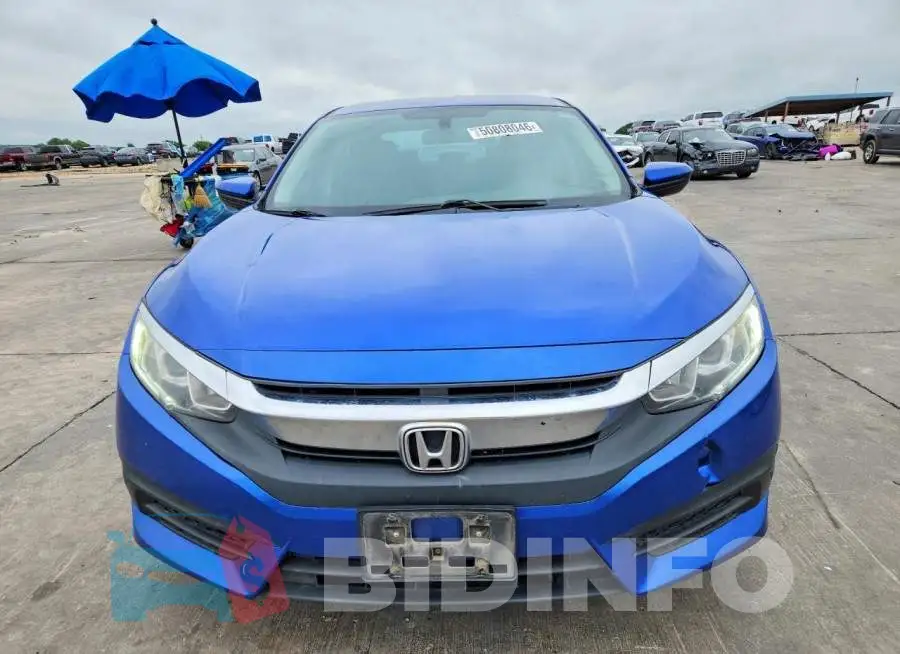 19XFC2F58HE029670 Photo# 5