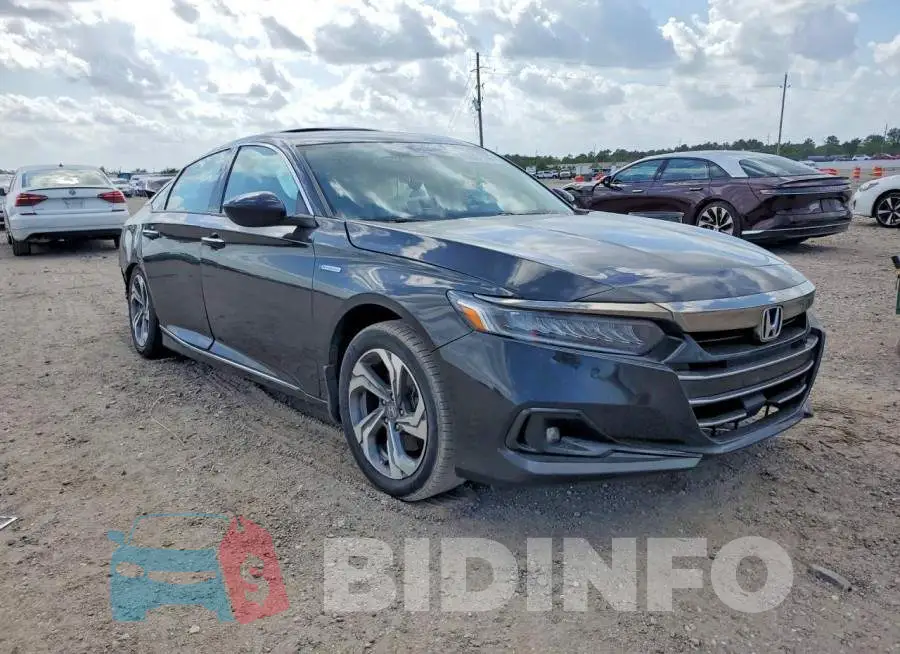 1HGCV3F98MA010833 Photo# 4