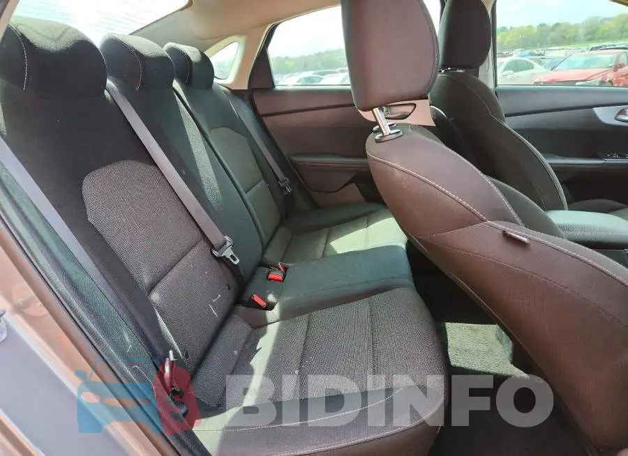 3KPF24AD3NE456845 Photo# 10